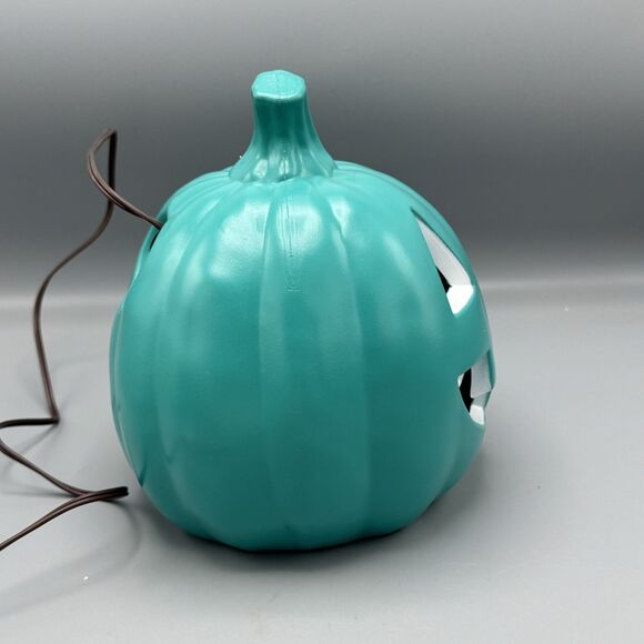 Unmarked Teal Halloween Pumpkin Happy Jack O Lantern Blow Mold Light Up 9" T - Picture 8 of 12